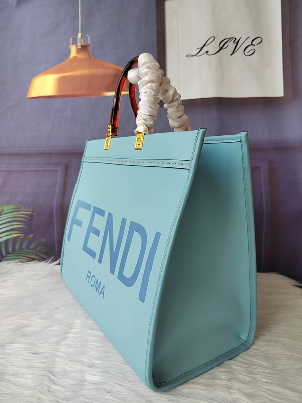 スーパーコピーブランドバッグ角部分ディテール